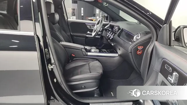 Mercedes-Benz GLA - Class H247 2020 Черный из Кореи, фото 2