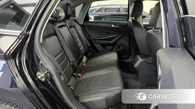 Volkswagen 7th Generation of Jetta 2023 Черный из Кореи, фото 2