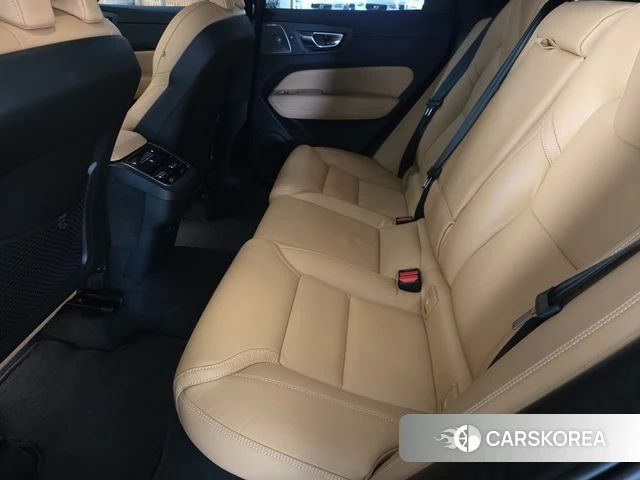 Volvo XC60 second Generation 2025 Серый из Кореи, фото 2