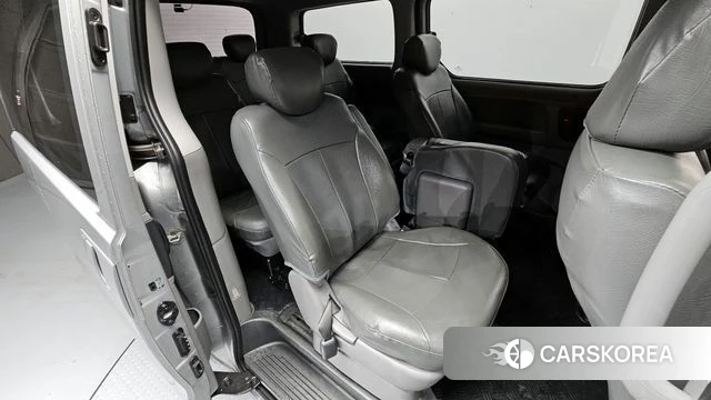 Hyundai The New Grand Starex 2018 Серебряный из Кореи, фото 2