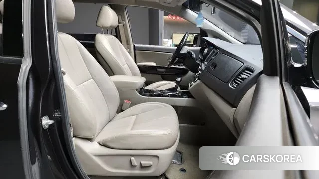 Kia The New Carnival 2019 Серый из Кореи, фото 2