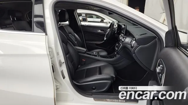 Mercedes-Benz GLA-Class X156 2019 Белый из Кореи, фото 2