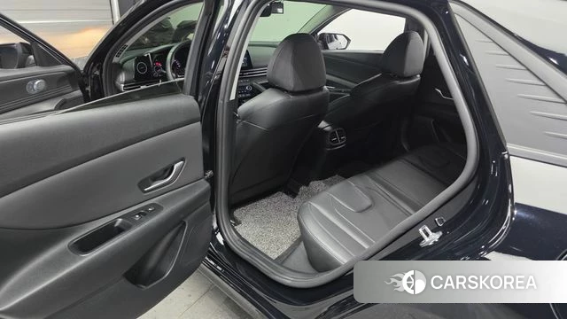 Hyundai Avante (CN7) 2022 Черный из Кореи, фото 2