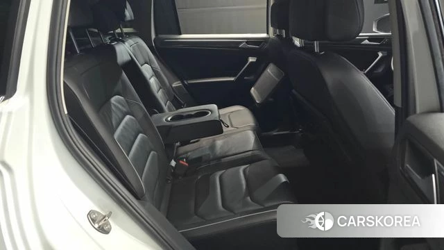 Volkswagen Tiguan second Generation 2020 Белый из Кореи, фото 2