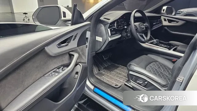 Audi Q8 (4M) 2021 Белый из Кореи, фото 2