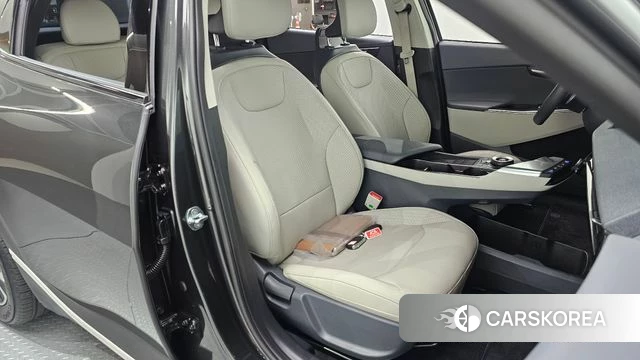 Kia EV6 2022 Серый из Кореи, фото 2
