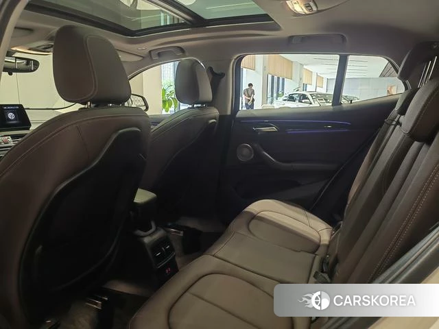 BMW X2 2023 Белый из Китая, фото 2