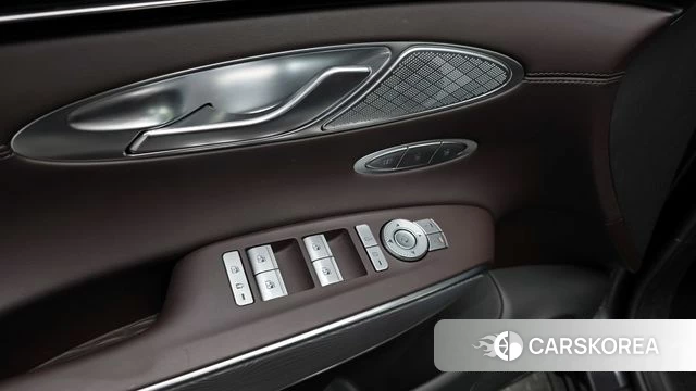 Genesis GV70 2021 Серый из Кореи, фото 2