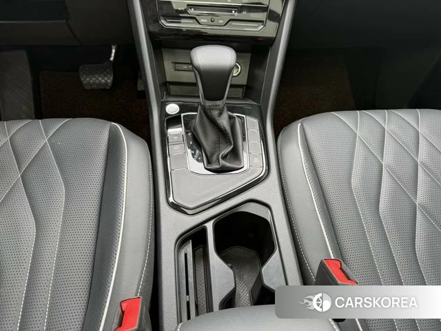 Volkswagen Tiguan L 2023 Черный из Китая, фото 2