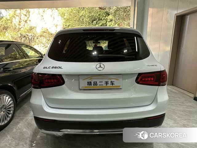 Mercedes-Benz GLC 2021 Белый из Китая, фото 2