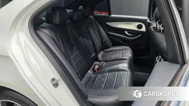 Mercedes-Benz E-Class W213 2020 Белый из Кореи, фото 2