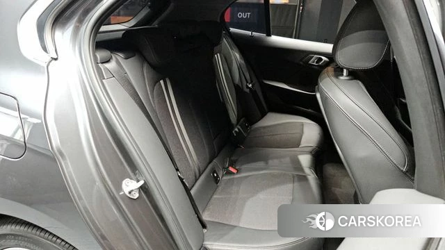 BMW 1 Series (F40) 2020 Серый из Кореи, фото 2