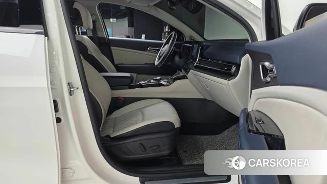 Kia Sportage 5th Generation 2022 Белый из Кореи, фото 2