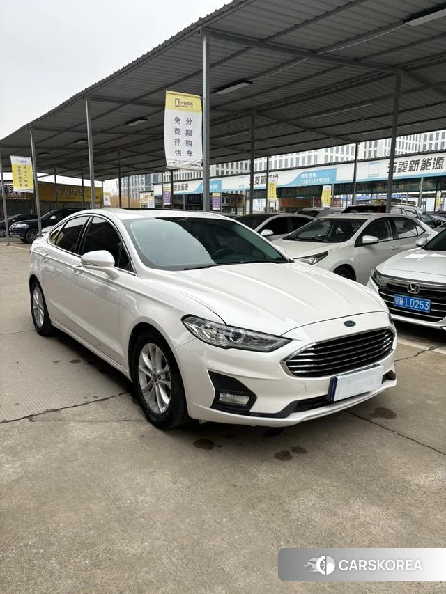 Ford Mondeo 2019 Белый из Китая, фото 2