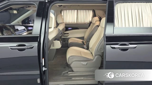 Kia Carnival 4th generation 2023 Черный из Кореи, фото 2