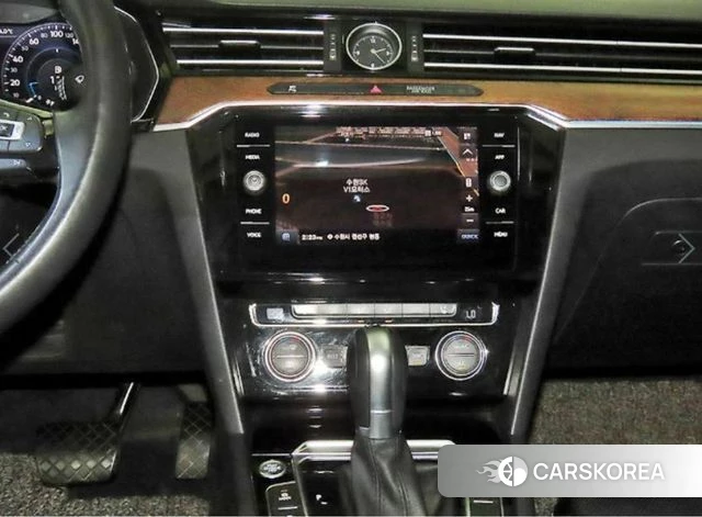 Volkswagen Passat GT (B8) 2018 Серый из Кореи, фото 2