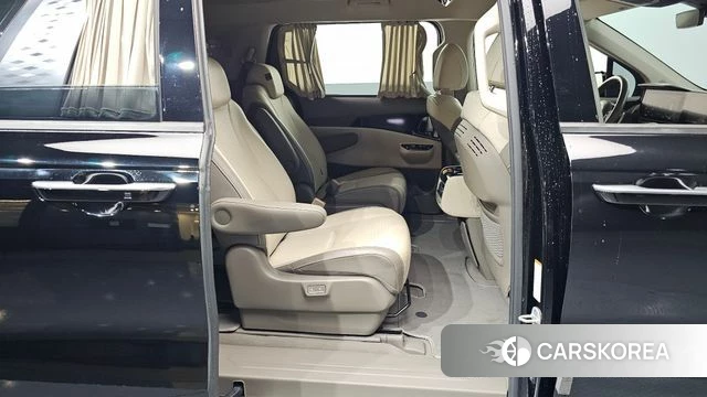 Kia Carnival 4th generation 2021 Черный из Кореи, фото 2