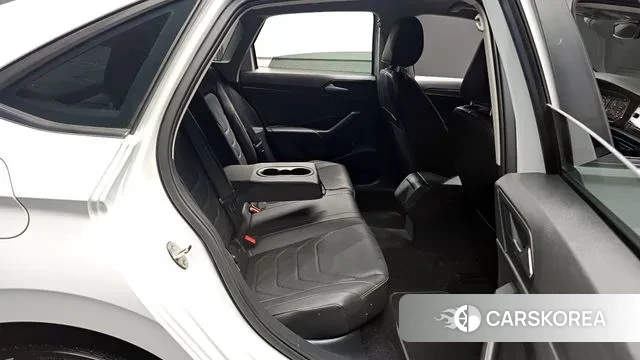 Volkswagen 7th Generation of Jetta 2020 Белый из Кореи, фото 2