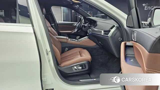 BMW X6 (G06) 2021 Белый из Кореи, фото 2