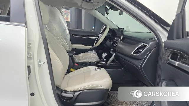 Kia Seltos 2021 Белый из Кореи, фото 2