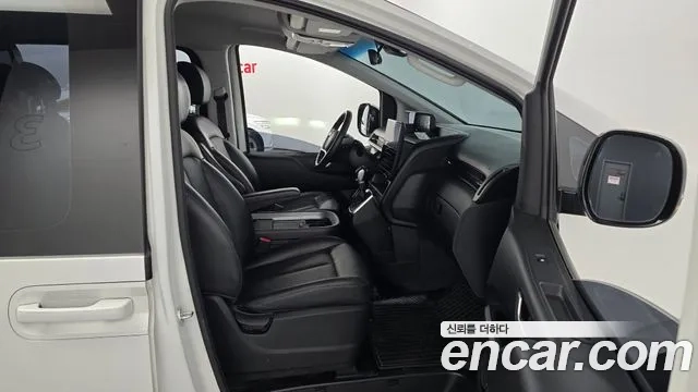 Hyundai Staria 2022 Белый из Кореи, фото 2