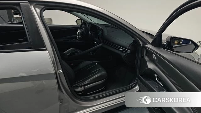 Hyundai Avante (CN7) 2020 Серебристо-серый из Кореи, фото 2