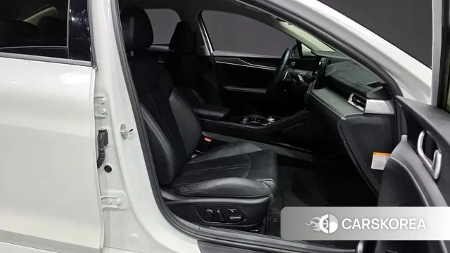 Kia K5 Hybrid 3rd Generation 2023 Белый из Кореи, фото 2