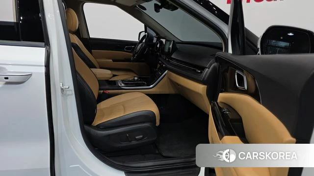 Kia Carnival 4th generation 2022 Белый из Кореи, фото 2