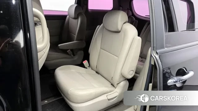Kia The New Carnival 2019 Черный из Кореи, фото 2