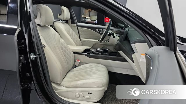 Kia K8 Hybrid 2021 Черный из Кореи, фото 2