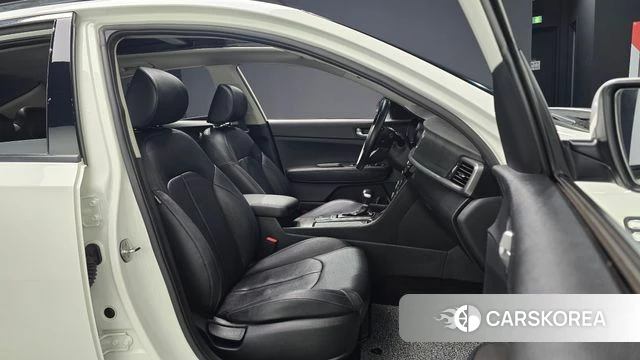 Kia The New K5 2nd generation 2019 Белый из Кореи, фото 2