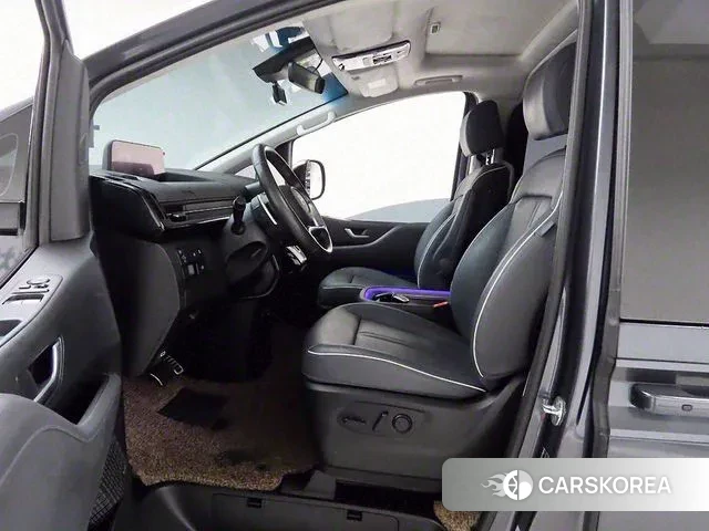 Hyundai Staria 2021 Серый из Кореи, фото 2