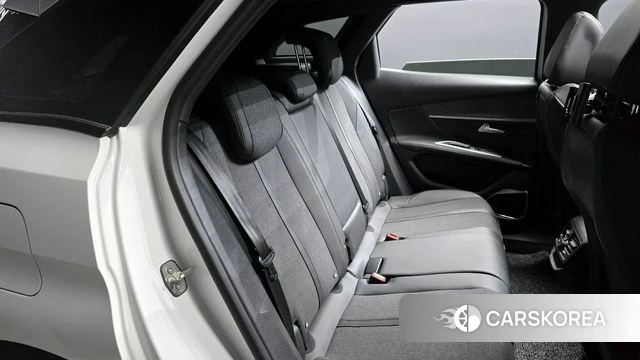 Peugeot 3008 second generation 2018 Белый из Кореи, фото 2