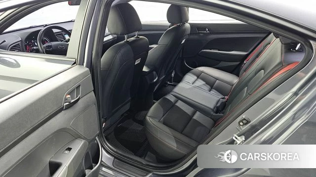 Hyundai Avante AD 2018 Серый из Кореи, фото 2