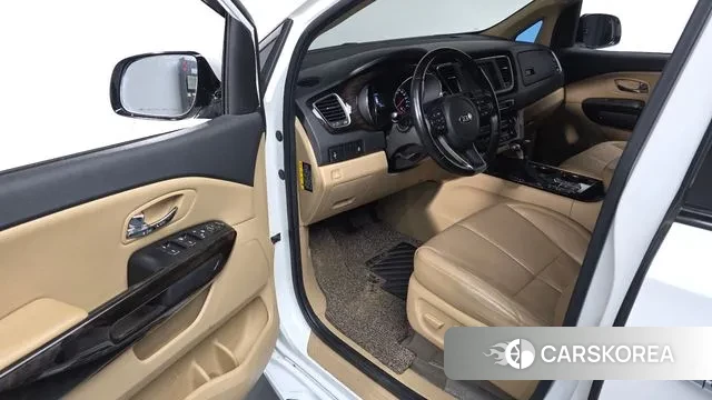 Kia The New Carnival 2019 Белый из Кореи, фото 2