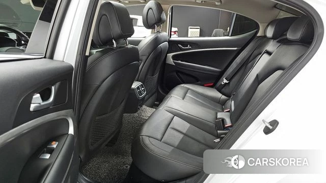 Genesis The New G70 2021 Белый из Кореи, фото 2