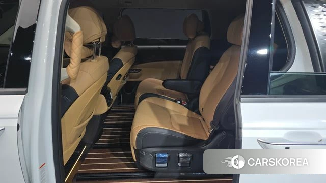 Kia Carnival 4th generation 2023 Белый из Кореи, фото 2