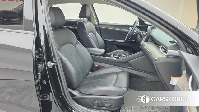Kia K5 Hybrid 3rd Generation 2022 Черный из Кореи, фото 2