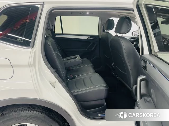 Volkswagen Tiguan L PHEV 2020 Белый из Китая, фото 2