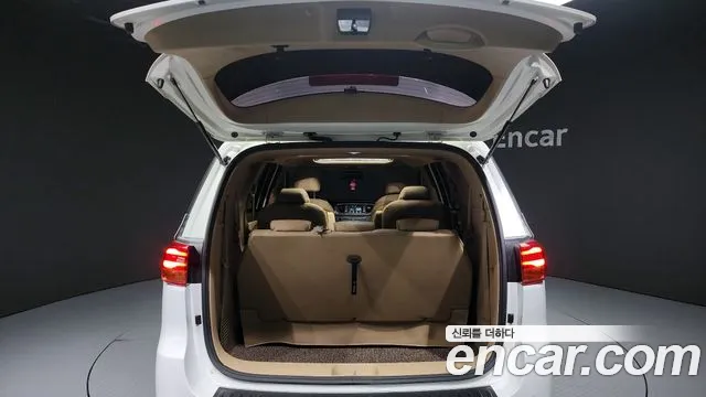 Kia The New Carnival id 2676085 из Кореи 2