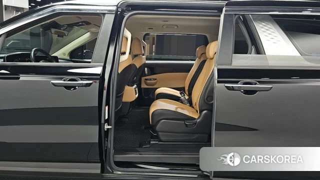 Kia Carnival 4th generation 2021 Черный из Кореи, фото 2