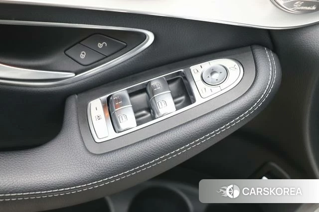 Mercedes-Benz GLC 2021 Белый из Китая, фото 2