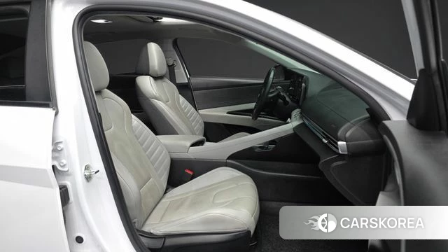 Hyundai Avante (CN7) 2021 Белый из Кореи, фото 2
