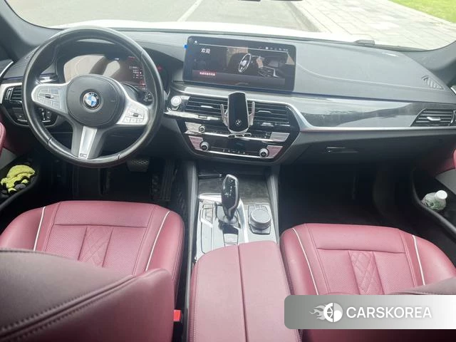 BMW 5 series 2023 Белый из Китая, фото 2
