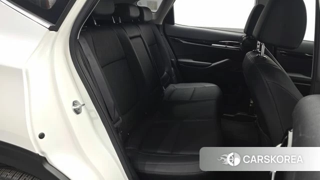 Kia Seltos 2022 Белый из Кореи, фото 2