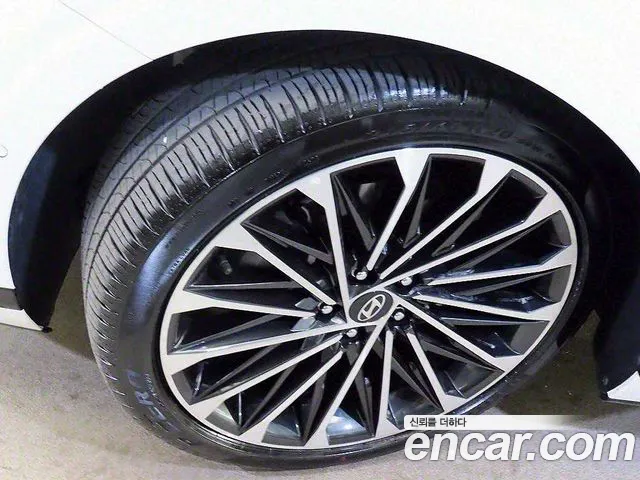 Hyundai Grandeur (GN7) id 2683540 из Кореи 2