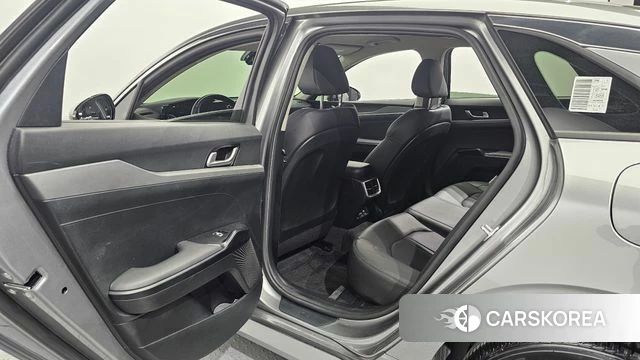 Kia K5 3rd generation 2022 Серебряный из Кореи, фото 2