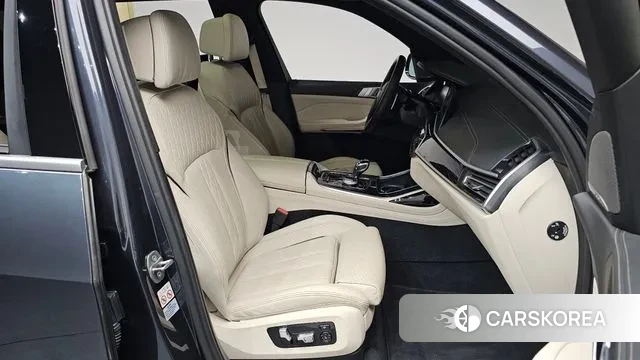 BMW X7 (G07) 2020 Серый из Кореи, фото 2