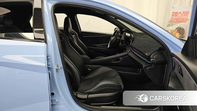 Hyundai Avante (CN7) 2022 Небесно-голубой из Кореи, фото 2
