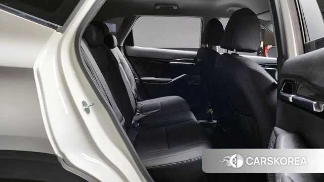 Kia Seltos 2022 Белый из Кореи, фото 2